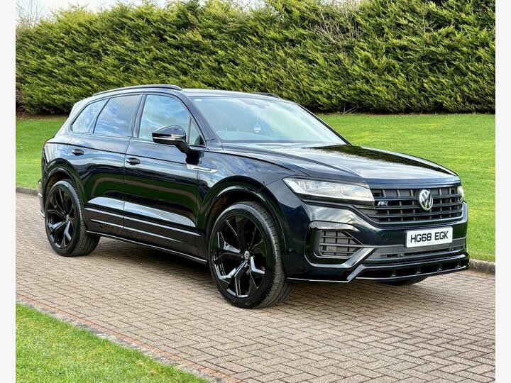 Volkswagen TOUAREG 3.0 TDI V6 R-Line Tiptronic 4Motion Euro 6 (s/s) 5dr Volkswagen TOUAREG 3.0 TDI V6 R-Line Tiptronic 4Motion Euro 6 (s/s) 5dr