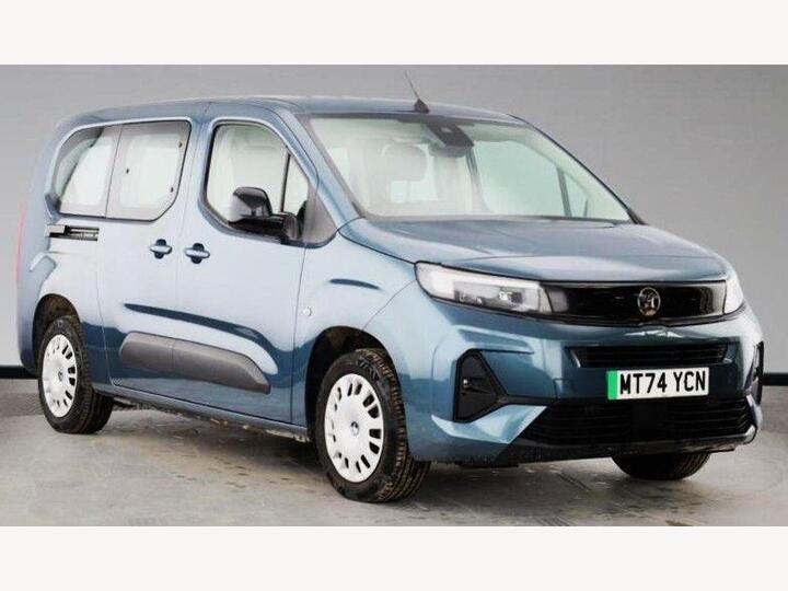 Vauxhall Combo Life Electric 52kWh Design XL MPV Auto 5dr (7.4kW Charger)