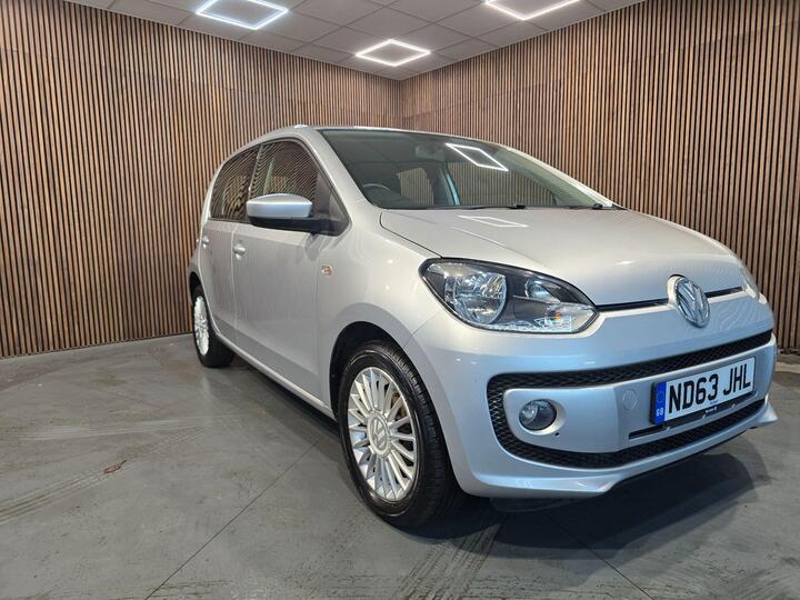 Volkswagen Up! 1.0 High Up! Euro 5 5dr Volkswagen Up! 1.0 High Up! Euro 5 5dr