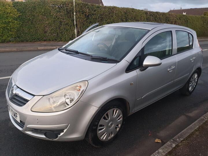Vauxhall Corsa 1.2i 16v Club 5dr