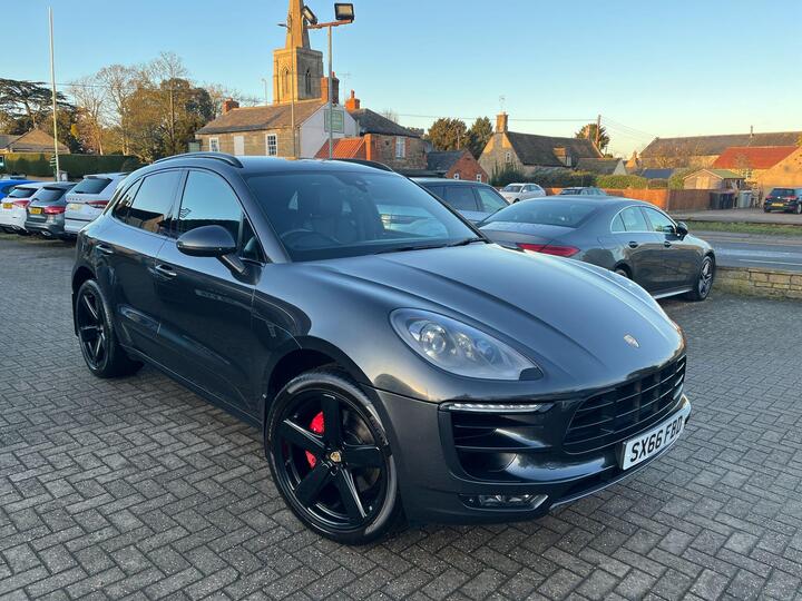 Porsche Macan 3.0T V6 GTS PDK 4WD Euro 6 (s/s) 5dr Porsche Macan 3.0T V6 GTS PDK 4WD Euro 6 (s/s) 5dr