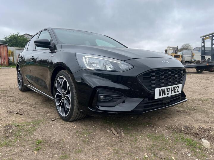 Ford Focus 1.0T EcoBoost ST-Line X Euro 6 (s/s) 5dr