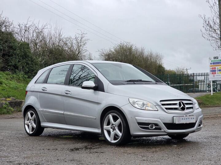 Mercedes-Benz B-CLASS 1.7 B180 Sport CVT 5dr