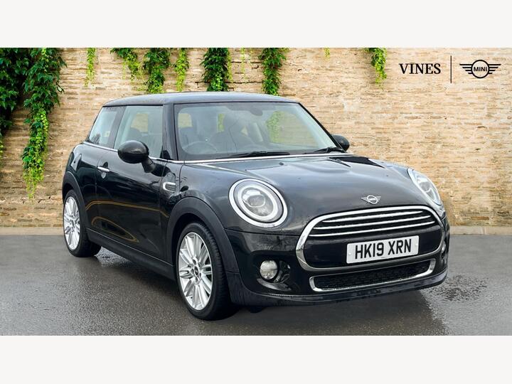 MINI Hatch 1.5 Cooper Exclusive Steptronic Euro 6 (s/s) 3dr