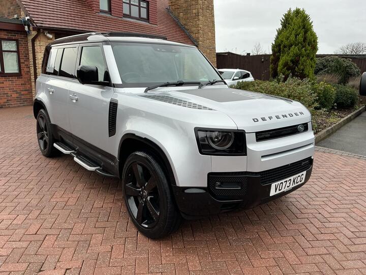 Land Rover Defender 110 3.0 D300 MHEV X-Dynamic SE Auto 4WD Euro 6 (s/s) 5dr