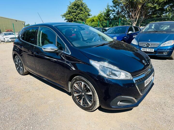 Peugeot 208 1.2 PureTech Allure Premium Euro 6 (s/s) 5dr