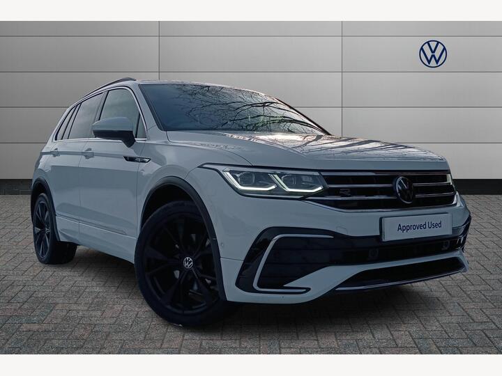 Volkswagen Tiguan 2.0 TDI R-Line DSG Euro 6 (s/s) 5dr