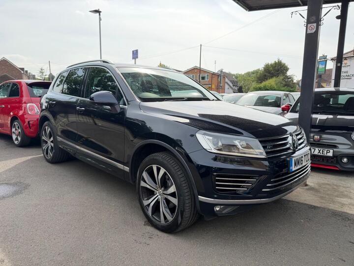 Volkswagen Touareg 3.0 TDI V6 BlueMotion Tech R-Line Tiptronic 4WD Euro 6 (s/s) 5dr
