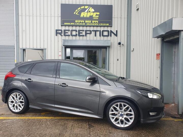 Ford FOCUS HATCHBACK 1.0T EcoBoost ST-Line Euro 6 (s/s) 5dr