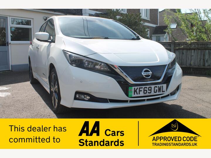 Nissan Leaf 40kWh N-Connecta Auto 5dr