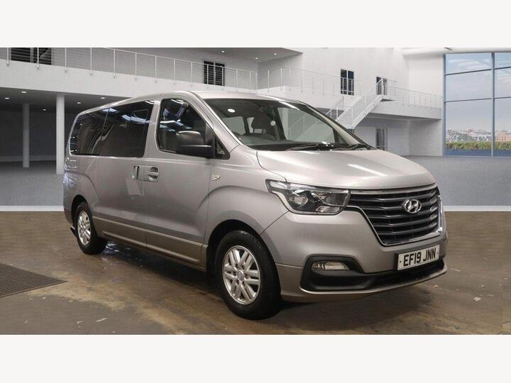 Hyundai I800 2.5 CRDi SE Nav Euro 6 5dr