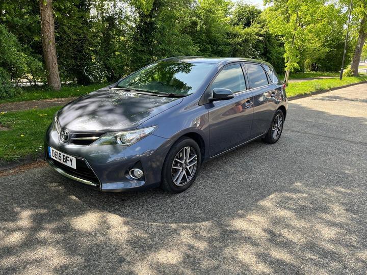 Toyota Auris 1.6 V-Matic Icon Plus Euro 5 5dr
