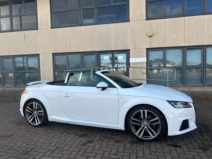 Audi TT 2.0 TFSI S Line Roadster S Tronic Quattro Euro 6 (s/s) 2dr