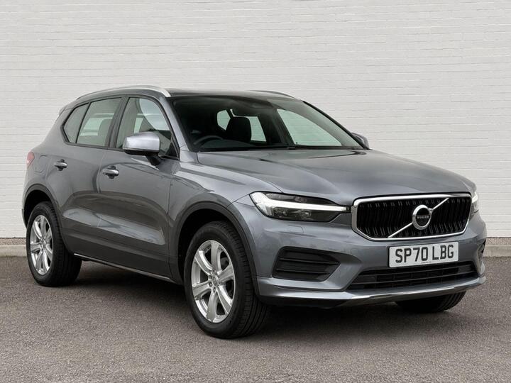 Volvo XC60 2.0 B4 MHEV Momentum Auto AWD Euro 6 (s/s) 5dr
