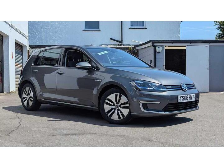 Volkswagen E-Golf 35.8kWh E-Golf Auto 5dr Volkswagen E-Golf 35.8kWh E-Golf Auto 5dr