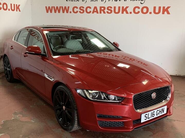 Jaguar XE 2.0d Portfolio Auto Euro 6 (s/s) 4dr