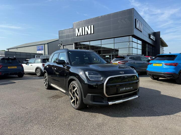 MINI Electric Countryman SE 66.5kWh Exclusive Auto ALL4 5dr