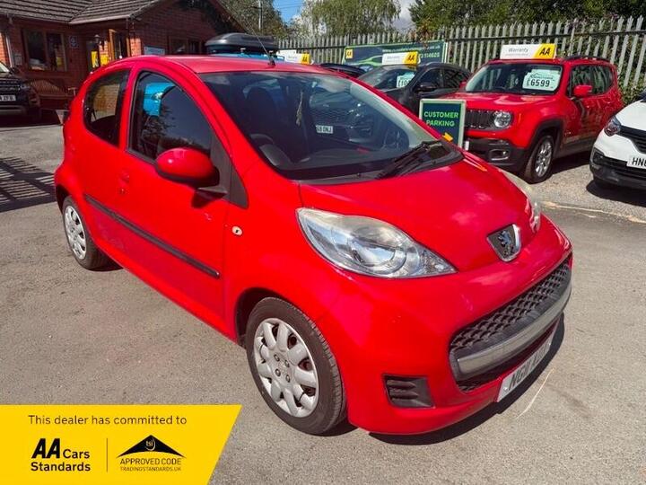 Peugeot 107 1.0 12V Urban Euro 5 5dr