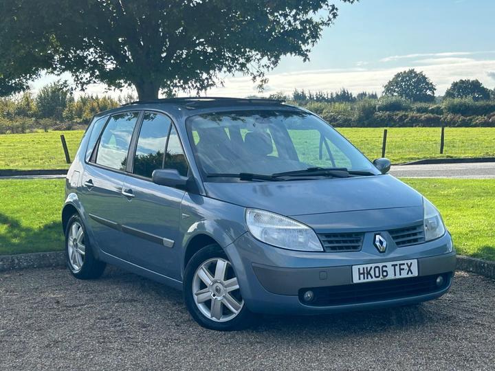 Renault Scenic 1.6 VVT Dynamique 5dr