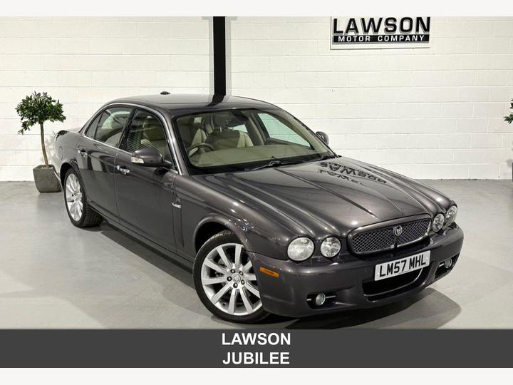 Jaguar XJ 3.0 Executive 4dr