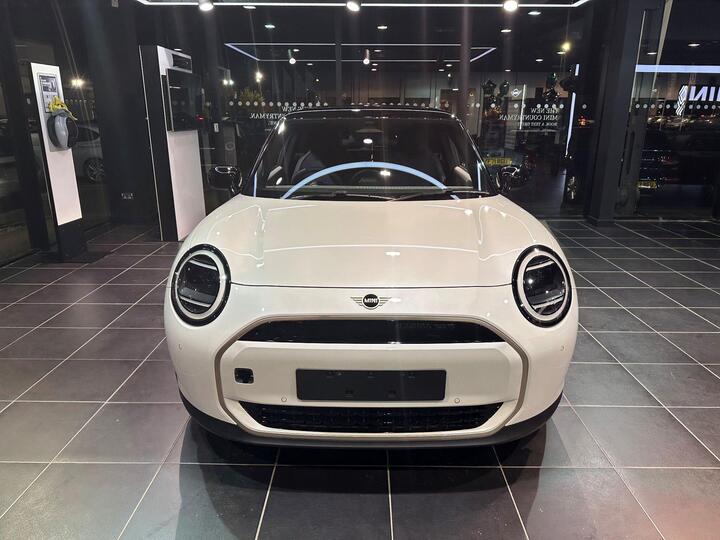 MINI Electric Cooper E 40.7kWh Exclusive Auto 3dr