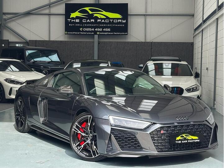 Audi R8 5.2 FSI V10 Performance Carbon Black S Tronic Quattro Euro 6 (s/s) 2dr