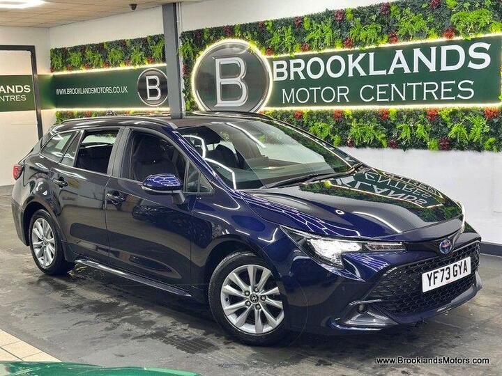 Toyota Corolla 1.8 VVT-h Icon Touring Sports CVT Euro 6 (s/s) 5dr Toyota Corolla 1.8 VVT-h Icon Touring Sports CVT Euro 6 (s/s) 5dr