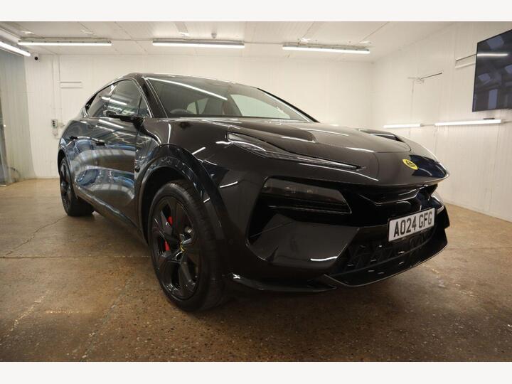 Lotus ELETRE 112kWh R Auto 4WD 5dr (Dual Motor) Lotus ELETRE 112kWh R Auto 4WD 5dr (Dual Motor)