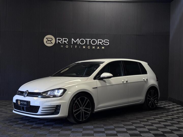 Volkswagen GOLF 2.0 TDI BlueMotion Tech GTD DSG Euro 6 (s/s) 5dr Volkswagen GOLF 2.0 TDI BlueMotion Tech GTD DSG Euro 6 (s/s) 5dr