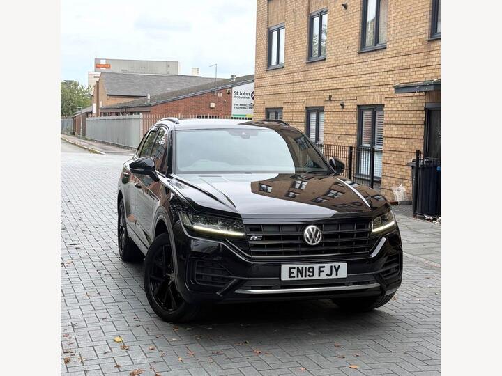 Volkswagen Touareg 3.0 TDI V6 R-Line Tiptronic 4Motion Euro 6 (s/s) 5dr