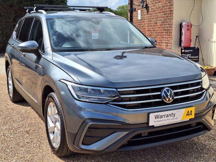 Volkswagen Tiguan Allspace 1.5 TSI Life DSG Euro 6 (s/s) 5dr Volkswagen Tiguan Allspace 1.5 TSI Life DSG Euro 6 (s/s) 5dr