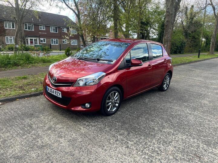 Toyota Yaris 1.33 Dual VVT-i Icon Plus Euro 5 5dr