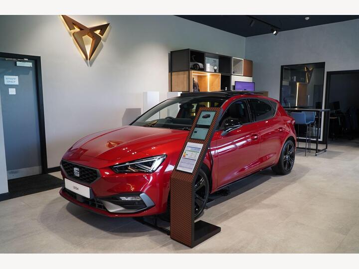 SEAT Leon 1.5 TSI FR Black Edition Euro 6 (s/s) 5dr