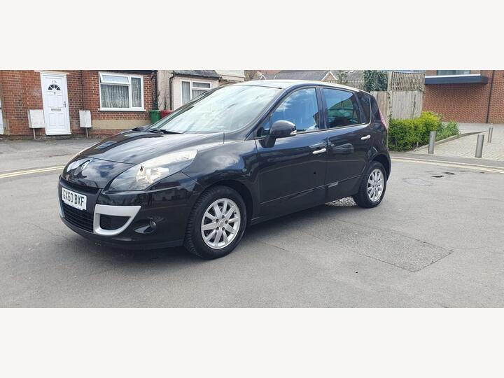 Renault Scenic 1.5 DCi Privilege TomTom Euro 4 5dr