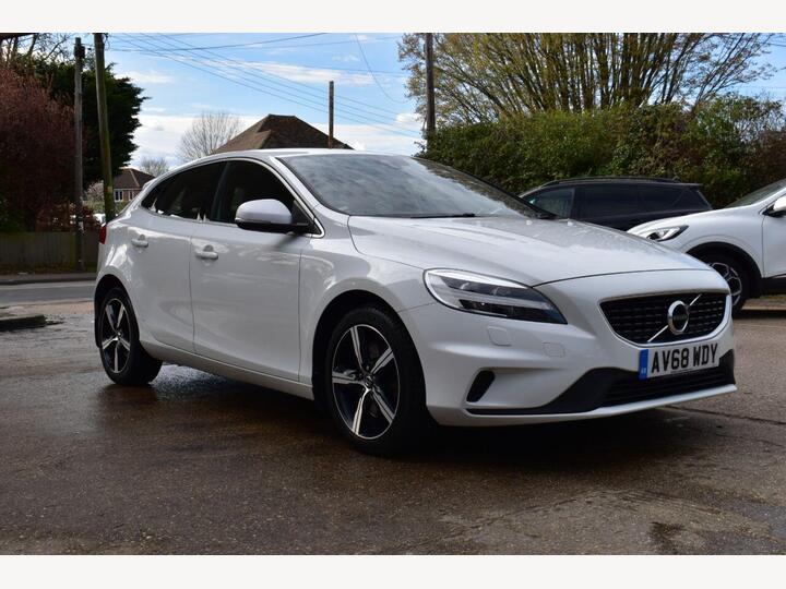 Volvo V40 1.5 T2 GPF R-Design Nav Plus Auto Euro 6 (s/s) 5dr