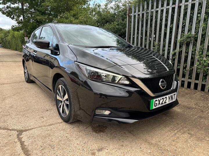 Nissan Leaf 40kWh Acenta Auto 5dr