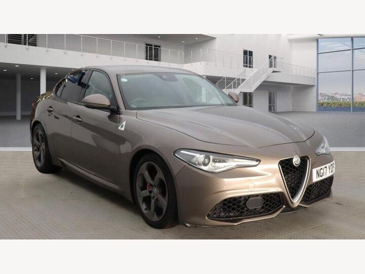 Alfa Romeo Giulia 2.2 TD Speciale Auto Euro 6 (s/s) 4dr