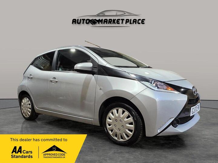 Toyota AYGO 1.0 VVT-i X-play Euro 6 5dr