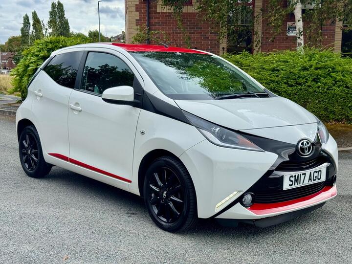 Toyota AYGO 1.0 VVT-i X-press X-shift Euro 6 5dr