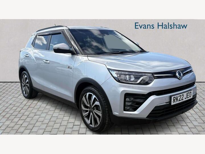 SsangYong TIVOLI HATCHBACK 1.5P Ultimate Nav Auto Euro 6 (s/s) 5dr