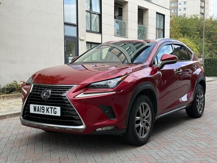 Lexus NX 2.5 300h Premium E-CVT 4WD Euro 6 (s/s) 5dr