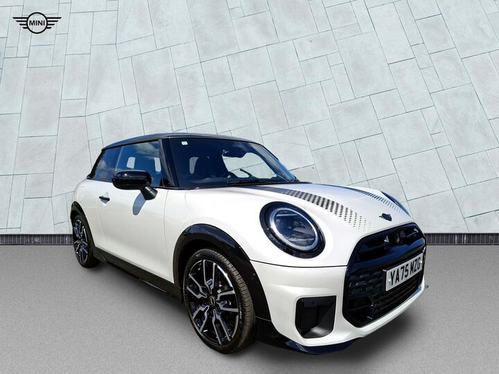 MINI Cooper 1.5C Sport Steptronic Euro 6 (s/s) 3dr