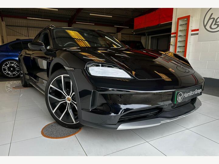 Porsche Taycan Performance Plus 105kWh 4S Cross Turismo Auto 4WD 5dr (11kW Charger)