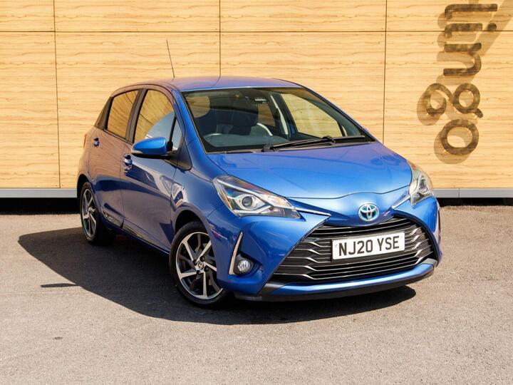 Toyota Yaris 1.5 VVT-h Y20 Bi-tone E-CVT Euro 6 (s/s) 5dr
