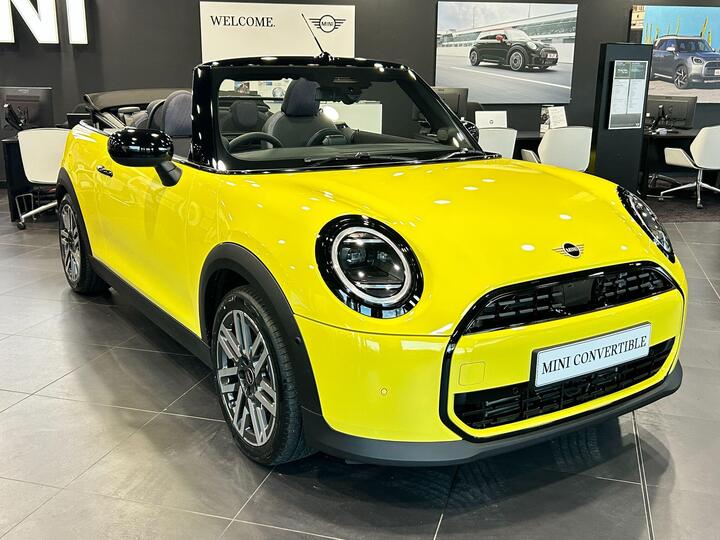 MINI Cooper Convertible 2.0C Classic Steptronic Euro 6 (s/s) 2dr