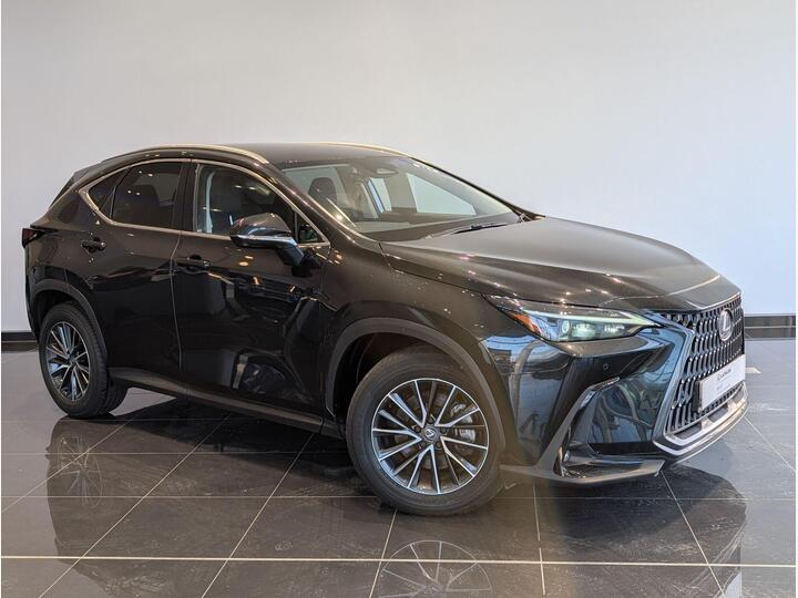Lexus NX 2.5 450h+ 18.1kWh Premium E-CVT 4WD Euro 6 (s/s) 5dr