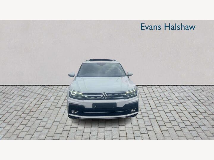 Volkswagen Tiguan 2.0 TDI R-Line Tech DSG 4Motion Euro 6 (s/s) 5dr