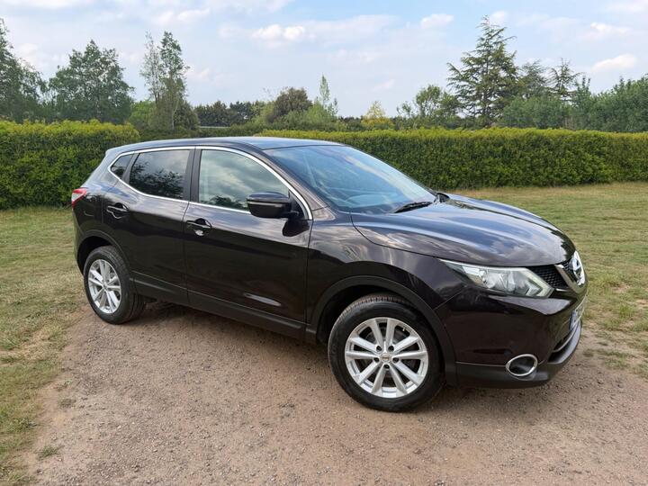 Nissan Qashqai 1.2 DIG-T Acenta Premium 2WD Euro 5 (s/s) 5dr