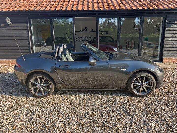 Mazda MX-5 2.0 SKYACTIV-G Sport Tech Euro 6 (s/s) 2dr