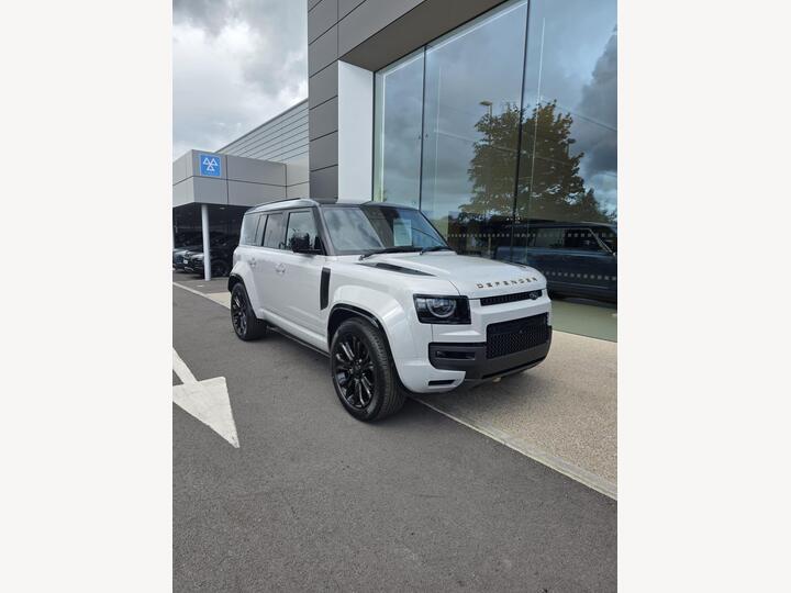 Land Rover Defender 110 4.4 P635 V8 MHEV OCTA Auto 4WD Euro 6 (s/s) 5dr